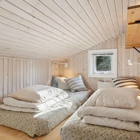 Hyggeligt Med Havudsigt Feriehus