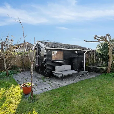 Hyggeligt Med Havudsigt Feriehus