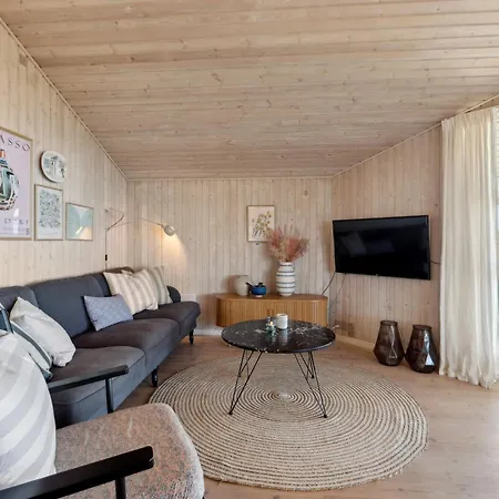 Holiday home Cosy Holiday Home With Sea View *