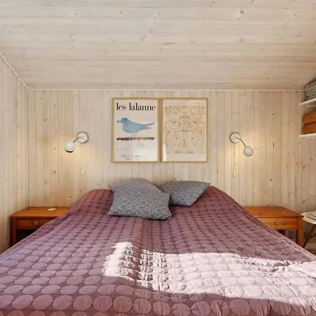 Holiday home Cosy Holiday Home With Sea View *