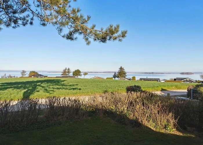 בית נופש Hyggeligt Med Havudsigt *