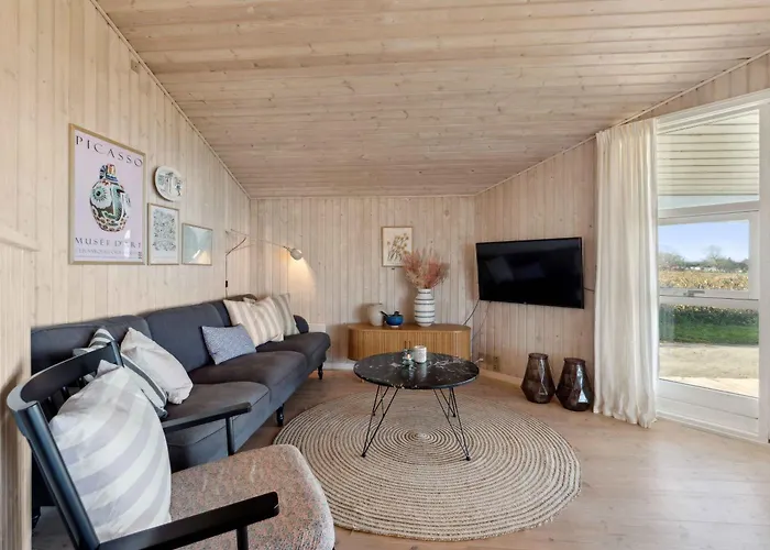 בית נופש Hyggeligt Med Havudsigt פאבורג