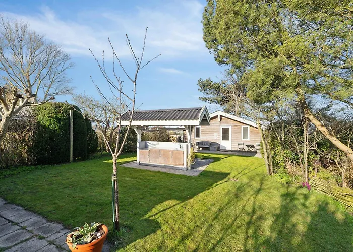 Hyggeligt Med Havudsigt בית נופש