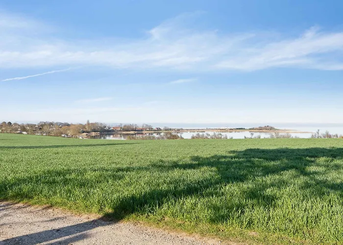 בית נופש Hyggeligt Med Havudsigt פאבורג